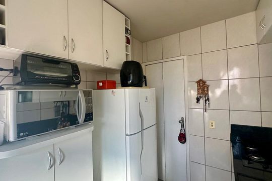 Cozinha de apartamento à venda com 3 quartos, 68m² em Castelo, Belo Horizonte