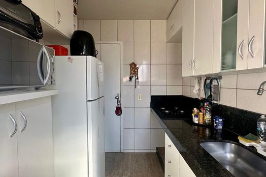 Cozinha de apartamento à venda com 3 quartos, 68m² em Castelo, Belo Horizonte