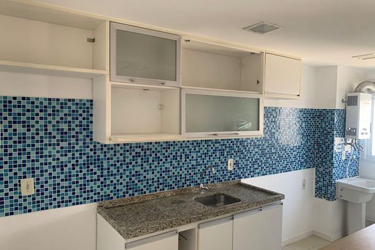 Apartamento à venda com 2 quartos, 62m² em Jardim Carvalho, Porto Alegre