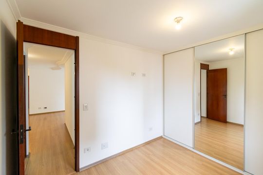 Quarto 1 de apartamento à venda com 2 quartos, 49m² em Vila Mascote, São Paulo