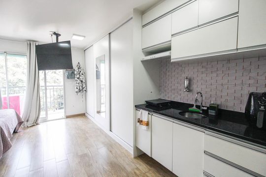 Cozinha de apartamento para alugar com 1 quarto, 30m² em Santana, São Paulo