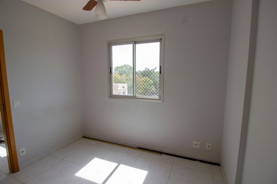 Quarto de apartamento para alugar com 1 quarto, 42m² em Qn 614, Brasília
