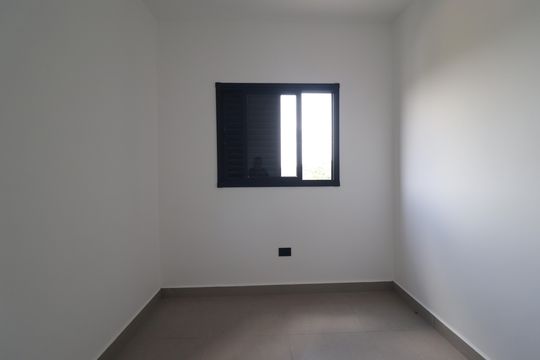 Quarto 2 de apartamento à venda com 2 quartos, 44m² em Vila Guiomar, Santo André