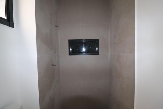 Banheiro de apartamento à venda com 2 quartos, 44m² em Vila Guiomar, Santo André