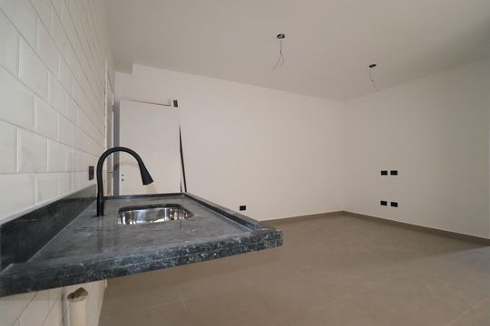 Cozinha de apartamento à venda com 2 quartos, 44m² em Vila Guiomar, Santo André
