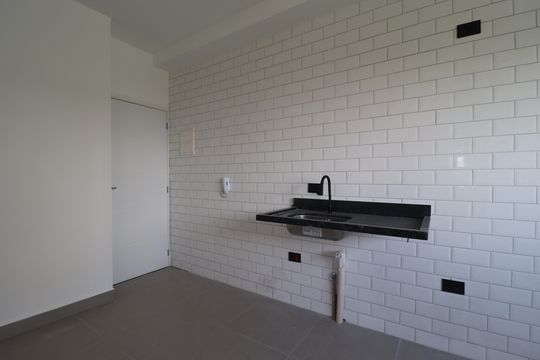 Cozinha de apartamento à venda com 2 quartos, 44m² em Vila Guiomar, Santo André