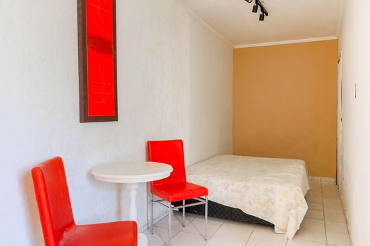 Studio de kitnet/studio para alugar com 1 quarto, 17m² em Santo Amaro, São Paulo