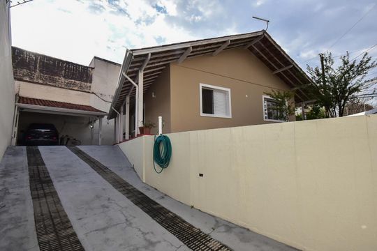 Garagem de casa à venda com 3 quartos, 321m² em Super Quadra Morumbi, São Paulo