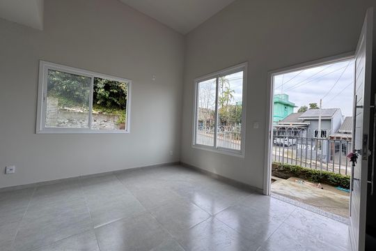 Casa à venda com 2 quartos, 62m² em Scharlau, São Leopoldo
