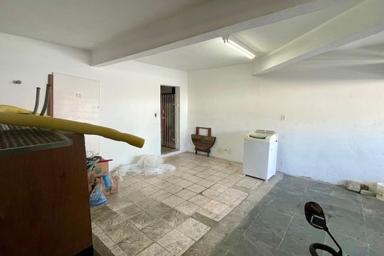 Área comum de casa à venda com 6 quartos, 344m² em Parque Santo Antonio, Guarulhos