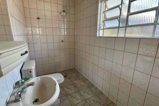 Banheiro Suíte de casa à venda com 6 quartos, 344m² em Parque Santo Antonio, Guarulhos