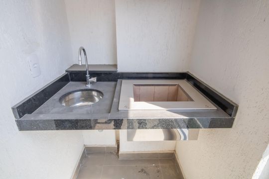 Sacada do Studio de apartamento à venda com 2 quartos, 82m² em Vila Osasco, Osasco