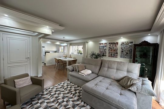 Sala de apartamento à venda com 4 quartos, 140m² em Perdizes, São Paulo