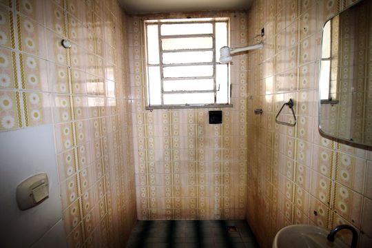 Banheiro da Suíte 4 - Anexo de casa à venda com 4 quartos, 155m² em Jardim América, Rio de Janeiro