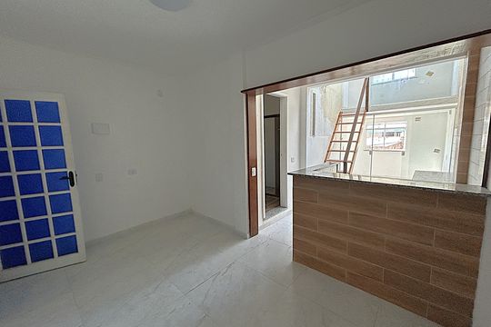 Casa à venda com 2 quartos, 50m² em Vila Valqueire, Rio de Janeiro