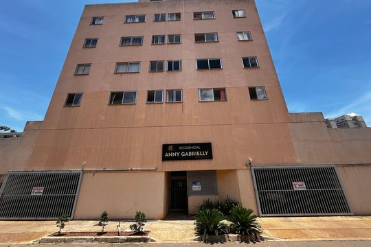 Fachada de apartamento para alugar com 2 quartos, 48m² em Qr 110, Brasília