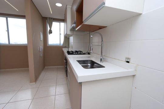 Cozinha de apartamento à venda com 2 quartos, 35m² em Conjunto Habitacional Teotonio Vilela, São Paulo
