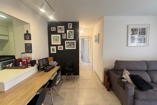 Sala de apartamento à venda com 2 quartos, 78m² em Campestre, Santo André