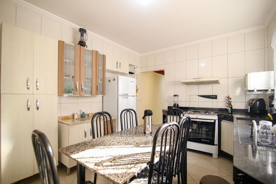 Cozinha de casa para alugar com 2 quartos, 125m² em Jardim Morada do Sol, Indaiatuba