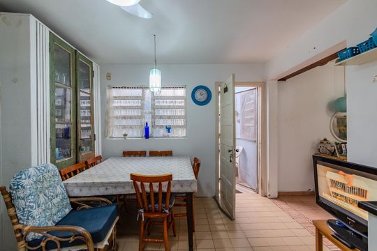 Cozinha de casa de condomínio à venda com 4 quartos, 131m² em Cavalhada, Porto Alegre