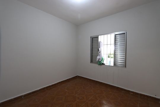 Quarto 1 de casa para alugar com 2 quartos, 70m² em Cidade São Mateus, São Paulo