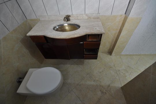 Banheiro da Suíte 1 de casa à venda com 3 quartos, 120m² em Vila Isolina Mazzei, São Paulo