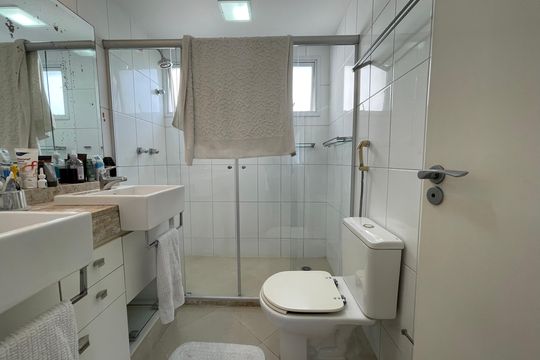 Banheiro da Suíte 3 de apartamento à venda com 4 quartos, 145m² em Rio Pequeno, São Paulo
