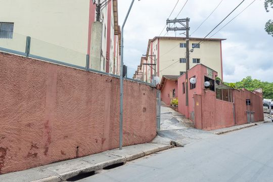 Fachada e portaria de apartamento à venda com 2 quartos, 53m² em Vl Galvão Bueno, São Bernardo do Campo