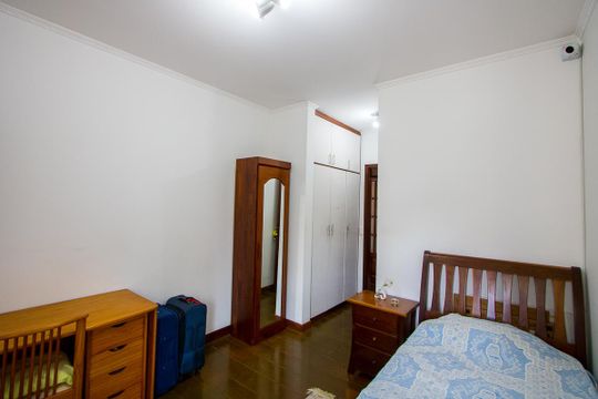 Quarto  de apartamento à venda com 2 quartos, 84m² em Vila Santa Teresa, Santo André