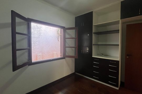Quarto 1 de casa à venda com 5 quartos, 315m² em Jardim Chapadão, Campinas