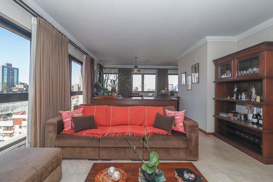 Apartamento à venda com 3 quartos, 223m² em Petrópolis, Porto Alegre
