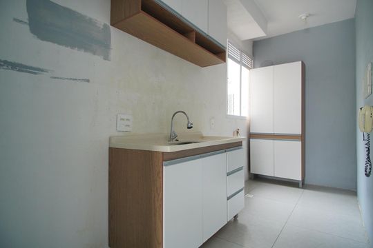 Cozinha de apartamento à venda com 2 quartos, 42m² em Santa Rosa de Lima, Porto Alegre