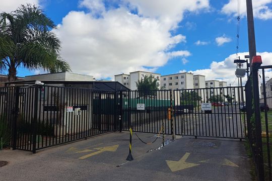 Fachada de apartamento à venda com 2 quartos, 42m² em Santa Rosa de Lima, Porto Alegre