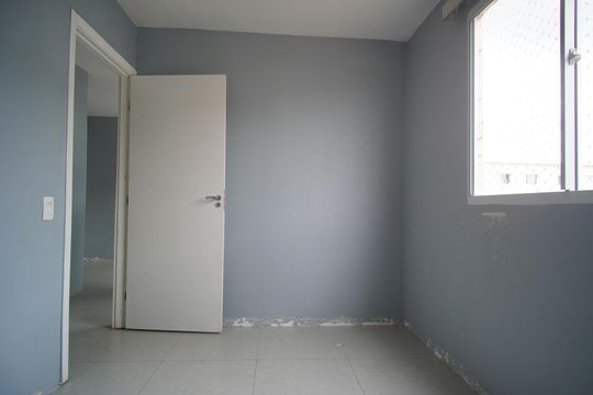 Quarto 1 de apartamento à venda com 2 quartos, 42m² em Santa Rosa de Lima, Porto Alegre