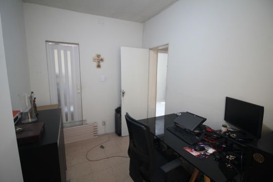Quarto 4 de casa à venda com 4 quartos, 375m² em Riacho das Pedras, Contagem