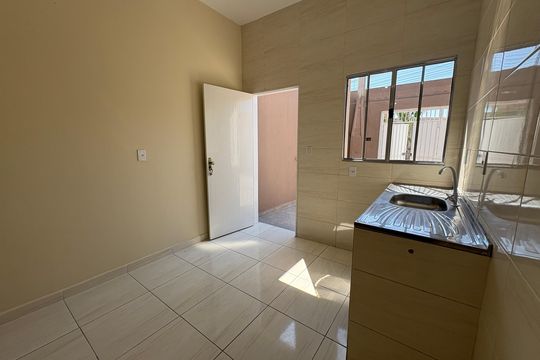 Cozinha de casa à venda com 2 quartos, 59m² em Jardim Bertioga, Várzea Paulista