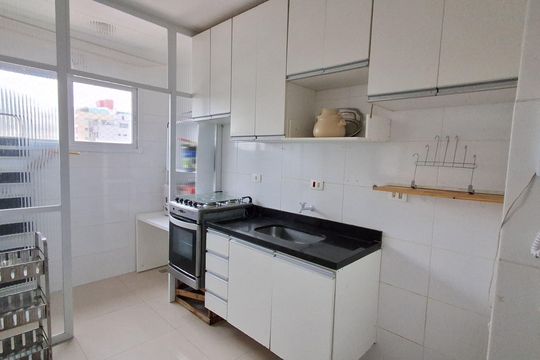 Cozinha de apartamento para alugar com 1 quarto, 49m² em Centro, São Bernardo do Campo