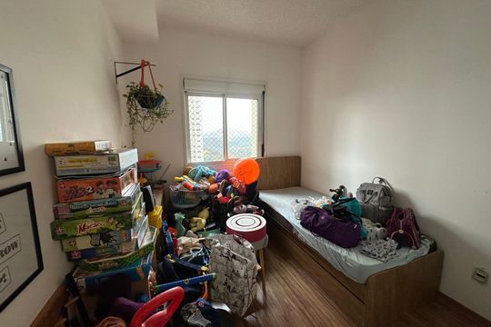 Quarto 1 de apartamento para alugar com 2 quartos, 68m² em Jardim Tupanci, Barueri