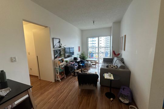 Apartamento para alugar com 2 quartos, 68m² em Jardim Tupanci, Barueri