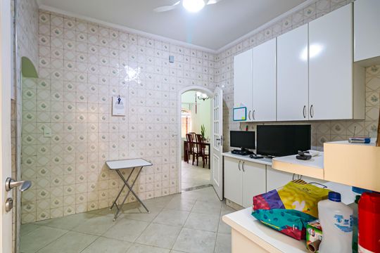 Cozinha de casa à venda com 3 quartos, 224m² em Instituto de Previdencia, São Paulo