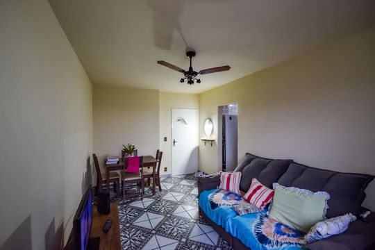 Sala de apartamento à venda com 2 quartos, 58m² em Cascadura, Rio de Janeiro