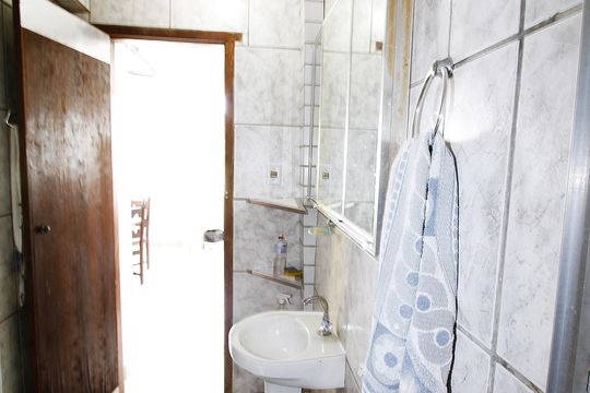 Banheiro de kitnet/studio para alugar com 1 quarto, 40m² em Luxemburgo, Belo Horizonte