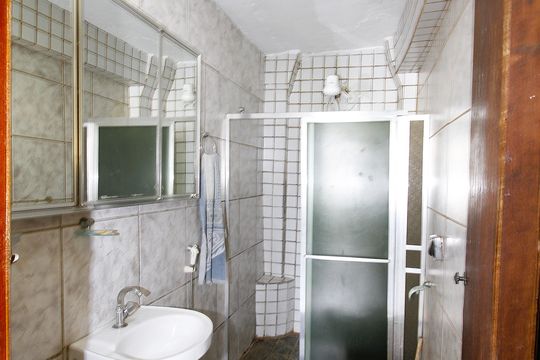 Banheiro de kitnet/studio para alugar com 1 quarto, 40m² em Luxemburgo, Belo Horizonte