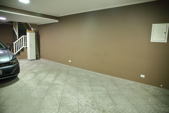 Garagem de casa à venda com 3 quartos, 204m² em Vila Dayse, São Bernardo do Campo