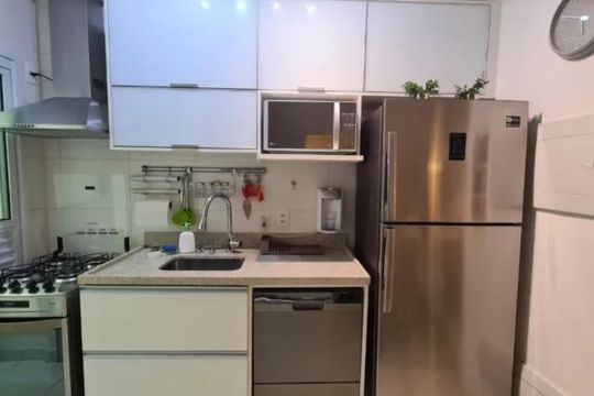 Cozinha de apartamento à venda com 1 quarto, 51m² em Empresarial 18 do Forte, Barueri