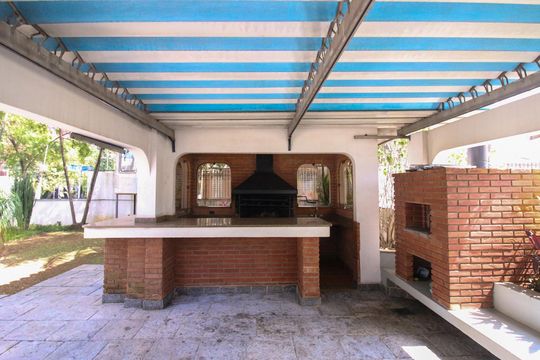 Área comum de apartamento para alugar com 4 quartos, 180m² em Jardim Avelino, São Paulo