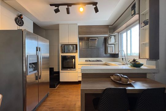 Cozinha de apartamento à venda com 2 quartos, 104m² em Jardim Ana Maria, Santo André