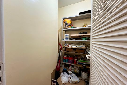 Quarto de Serviço 1 de apartamento à venda com 2 quartos, 129m² em Laranjeiras, Rio de Janeiro
