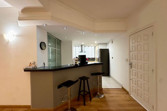 Cozinha de apartamento à venda com 2 quartos, 129m² em Laranjeiras, Rio de Janeiro