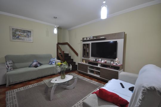 Sala de casa à venda com 4 quartos, 350m² em Jardim Guapira, São Paulo